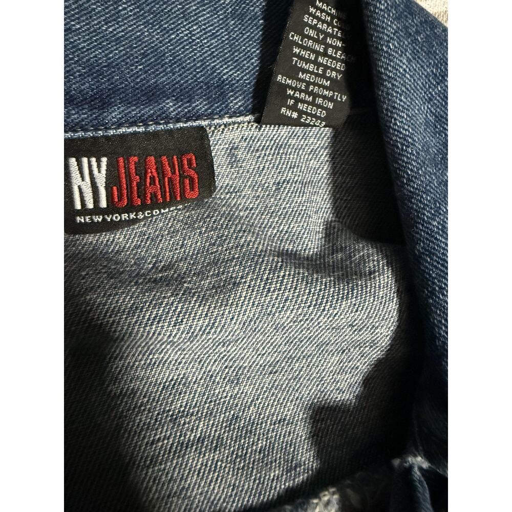 New York & Company Denim Jacket Womens Medium Blue Button Front Jean Trucker - Picture 6 of 6